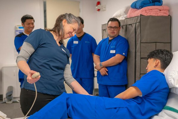 Atelier virtuel en groupe : transformez votre dynamique familiale